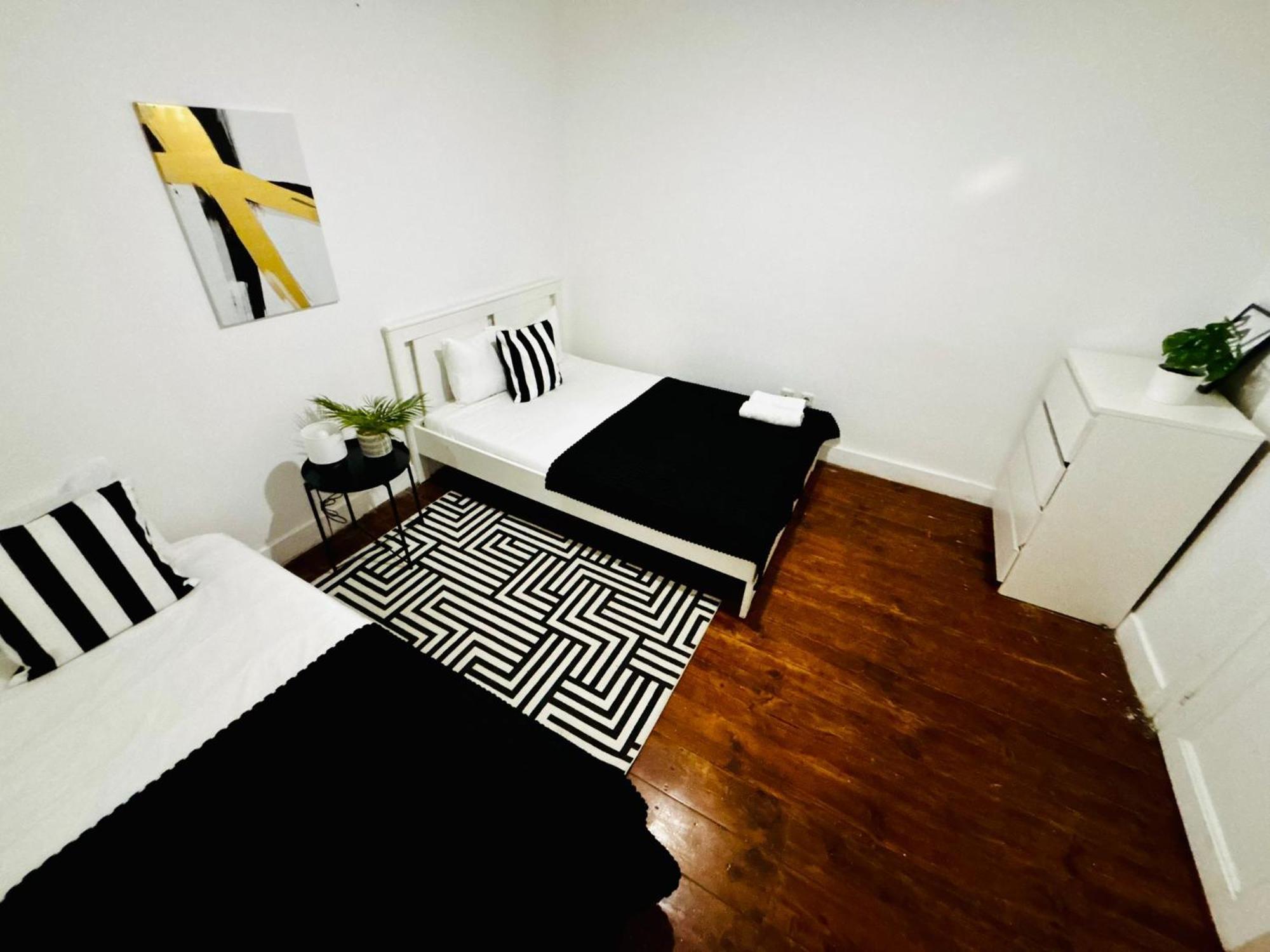Hostel Standard Marques De Pombal, *