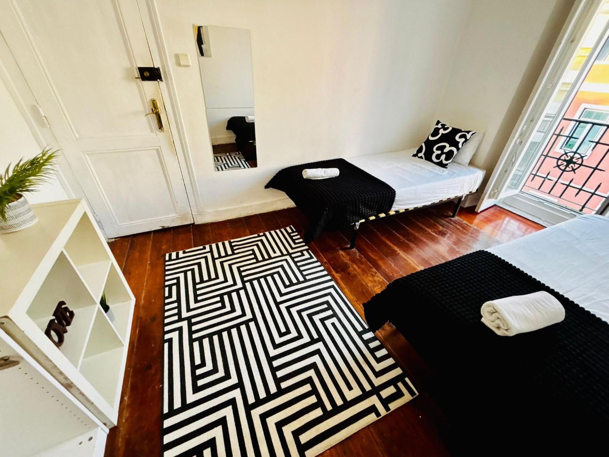 Hostel Standard Marques De Pombal,